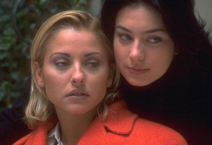 Ece Uslu İstanbul’u terk etti! Teklifler geliyor ama…