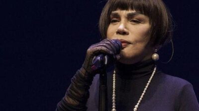 Evinin bahçesine mezar yaptırdı!