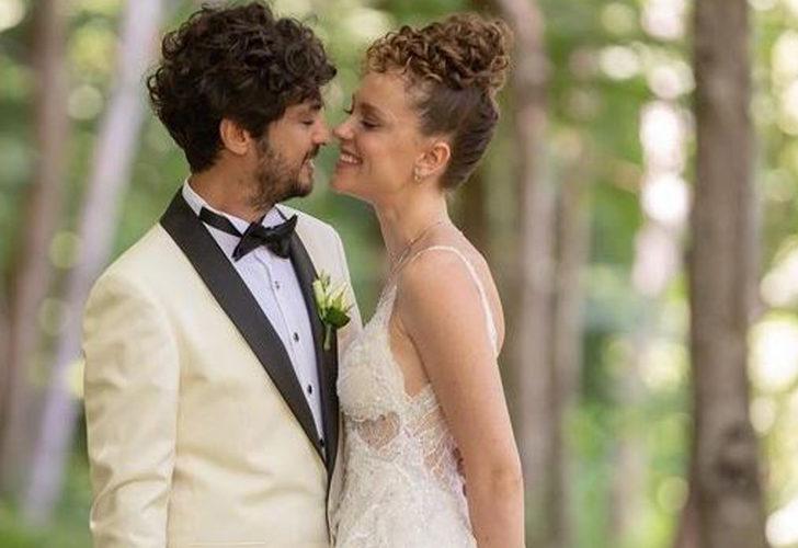 Gözlerden uzak yaşıyor! Karnı belirginleşti