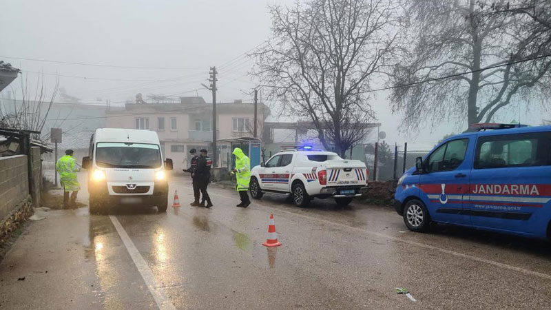 Bursa'da 4 bin 577 kişinin sorgulaması yapılan uygulamada, aranan 6