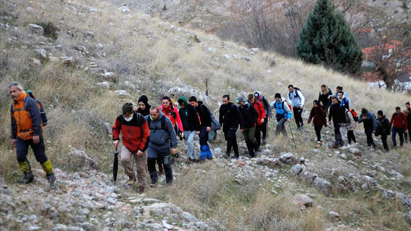 Dünya Dağ Günü’nde Katırlı zirvesine yürüdüler