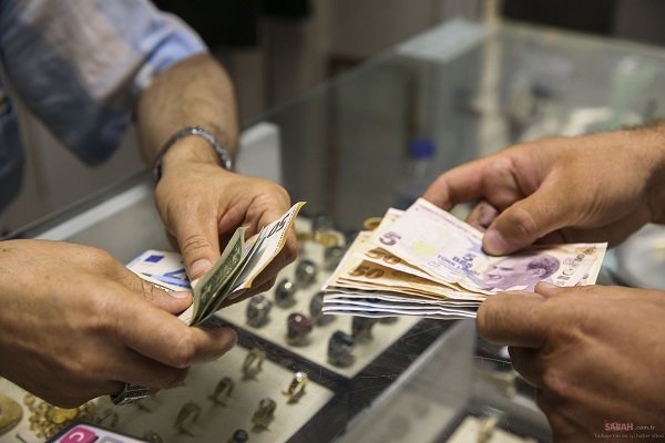 Merkez Bankası’nın faiz kararından önce dolarda hareketlenme! Rekor kırdı