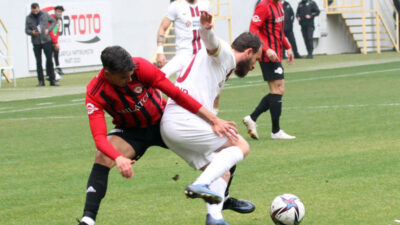 İnegölspor sol şeritte