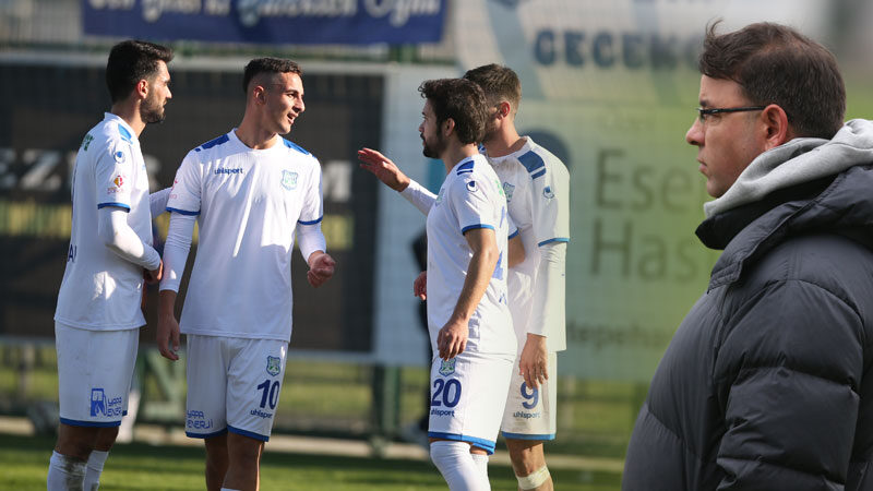 Gözünü play-off hattına diken Bursa Yıldırımspor transferde hata yapmak istemiyor...