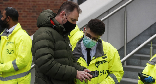 Premier Lig’den 2 erteleme daha