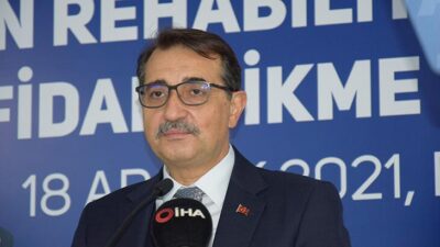 Bakan Dönmez: Üretimi sonlanan mermer sahalara gelir getirici bitkiler dikiliyor