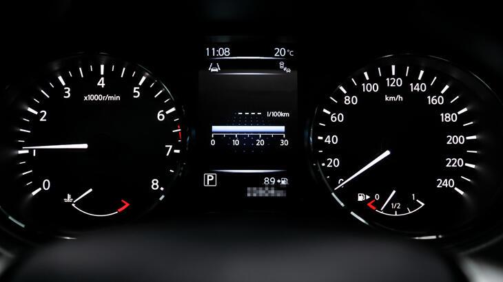 Kilometresi düşürülmüş araç satışına hapis istemi!