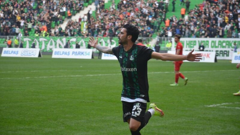 Bursaspor, bir önceki sene 30 golle Türkiye profesyonel liglerinin en