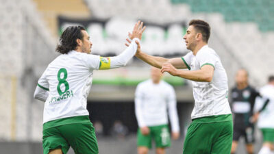 Gelecek adına umut saçıyor! Bursaspor’da ondan mutlusu yok