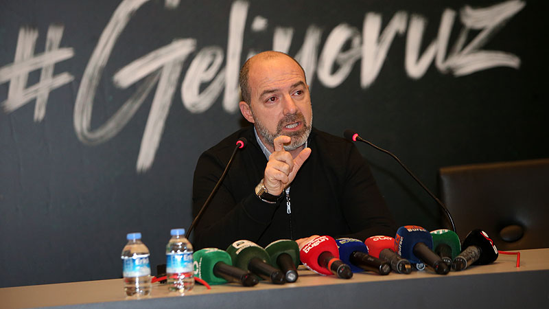 Bursaspor’da flaş açıklamalar! Yeni hoca Menemen maçına yetişecek mi? Bursaspor’da flaş açıklamalar! Yeni hoca Menemen maçına yetişecek mi?