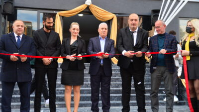 Zeynep Tülay Beauty’ye görkemli açılış