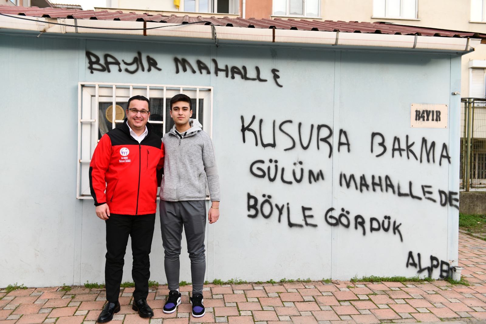 Genç başkandan gençlere efsane hareket!