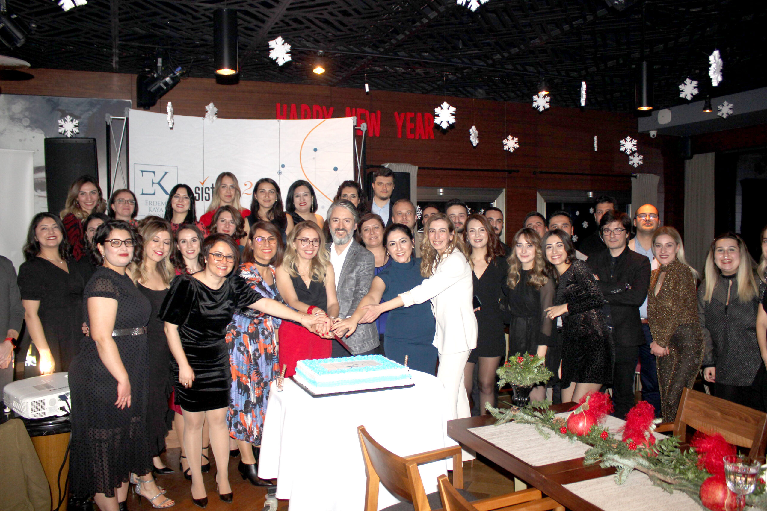 Erdem Kaya Patent’in Mövenpick Otel’de yeni yıl coşkusu