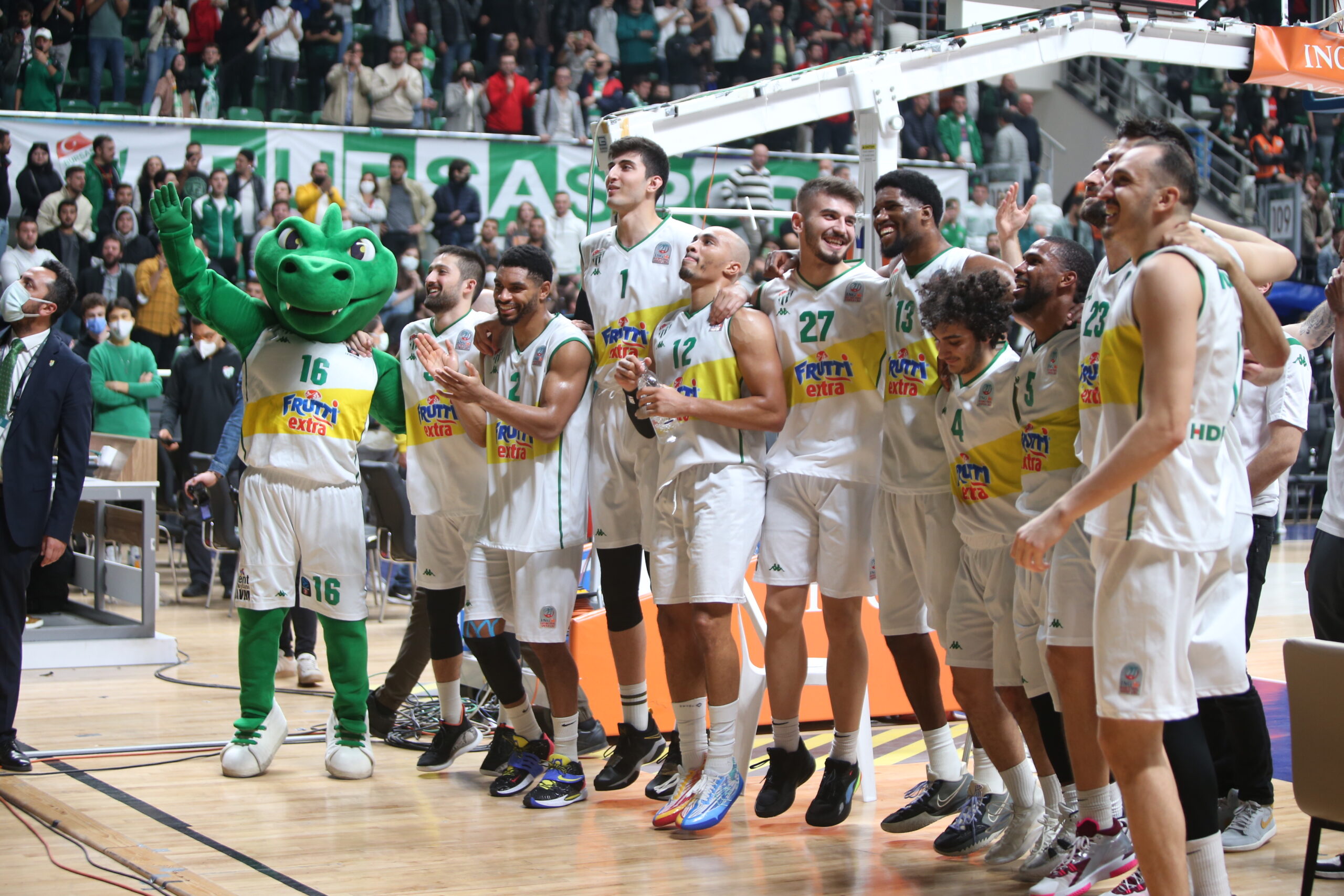 Bursaspor için salona! Kritik maç saat kaçta hangi kanalda?