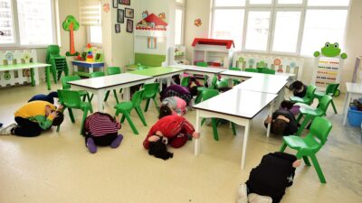 Yıldırımlı miniklere uygulamalı afet eğitimi