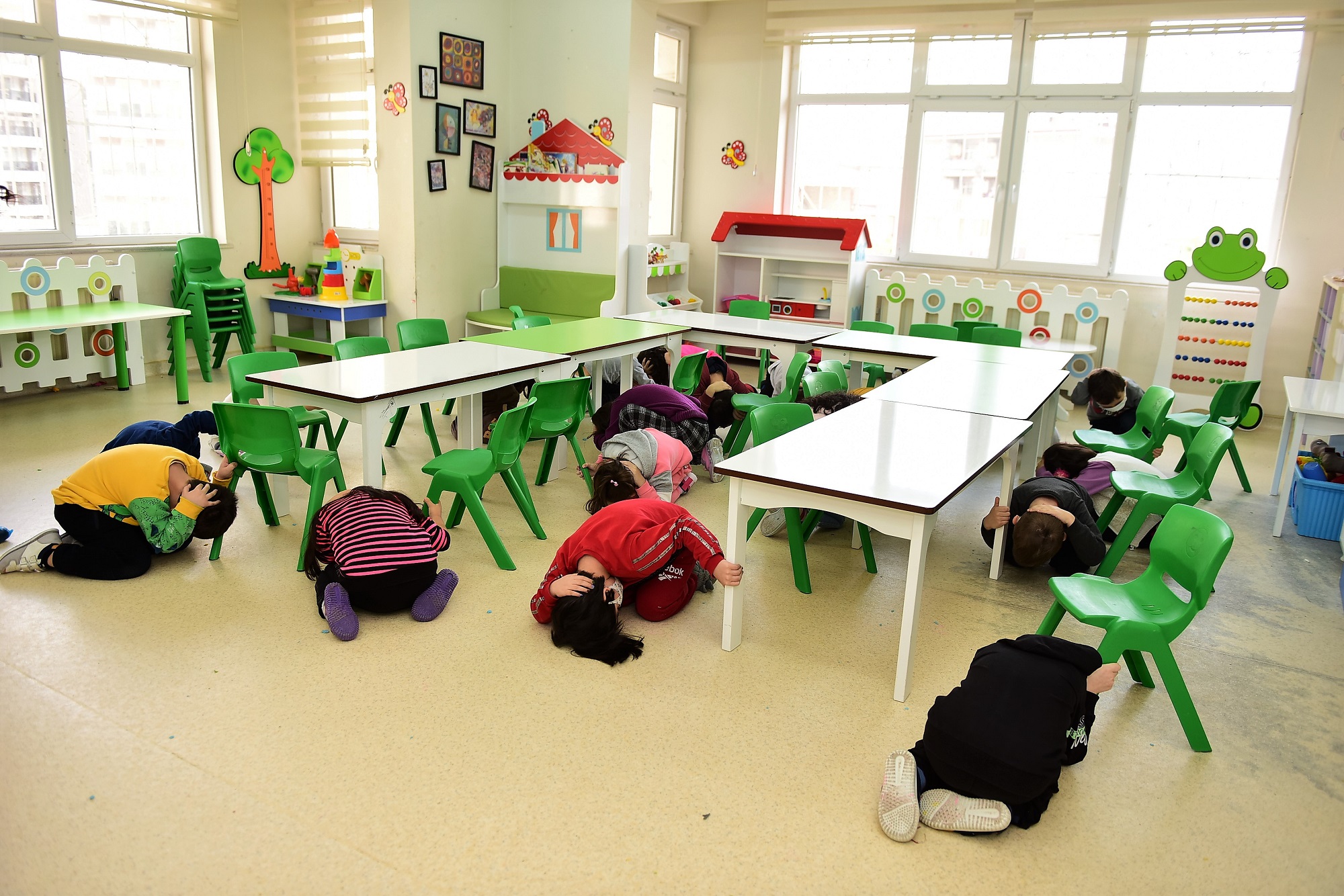 Yıldırımlı miniklere uygulamalı afet eğitimi