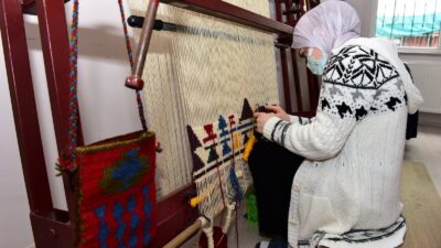 Yıldırım’dan kadınlara halı dokuma kursu