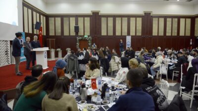 Yıldırım gençlerle yönetiliyor