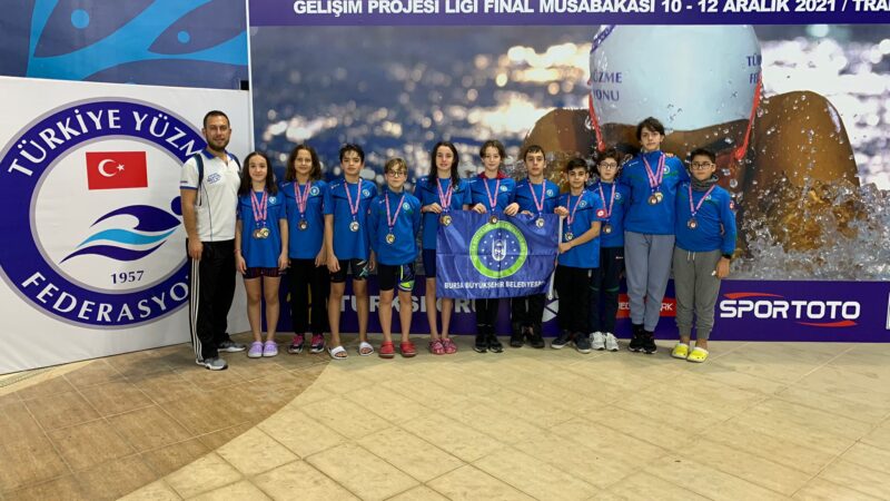 Trabzon'da gerçekleştirilen 11 Yaş Ulusal Yüzme Gelişim Projesi Türkiye Final