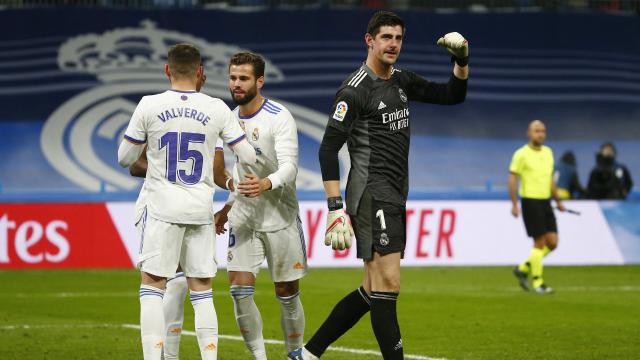 Real Madrid derbiyi rahat kazandı