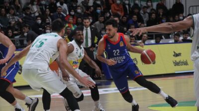 Timsah potada Efes’e son anda kaybetti…