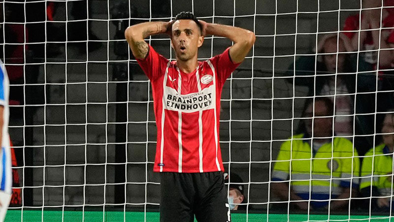 Hollanda 1. Futbol Ligi (Eredivise) ekibi PSV'de forma giyen Eran