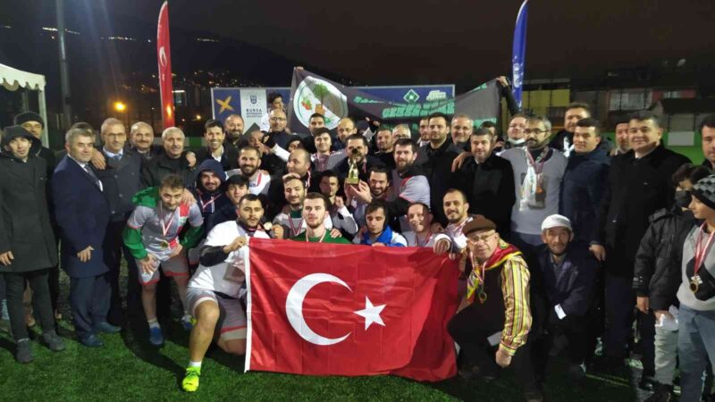 Büyükşehir Belediyesi’nin katkılarıyla Dağder koordinasyonunda düzenlenen ’16. Geleneksel Dağder Futbol