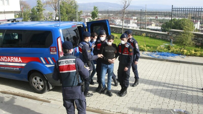 Bursa’daki cinayette flaş gelişme Orhangazi ilçesinde meydana gelen olayda 20 yaşındaki bir genci öldürdüğü