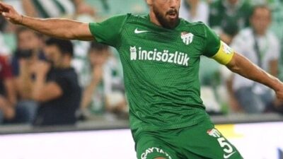 Bursaspor’a o oyuncuyla yollar ayrılıyor mu?