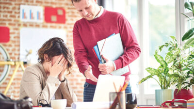 Çalışma hayatının önemli sorunu! Mobbinge uğruyorum ne yapmalıyım?