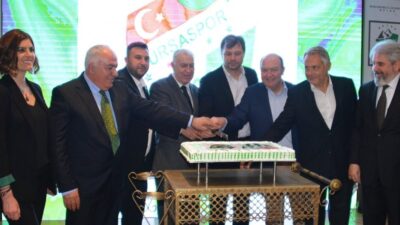 Bursaspor’da ‘Vefa’ gecesi! Sağlam ve Vural’dan flaş açıklamalar…
