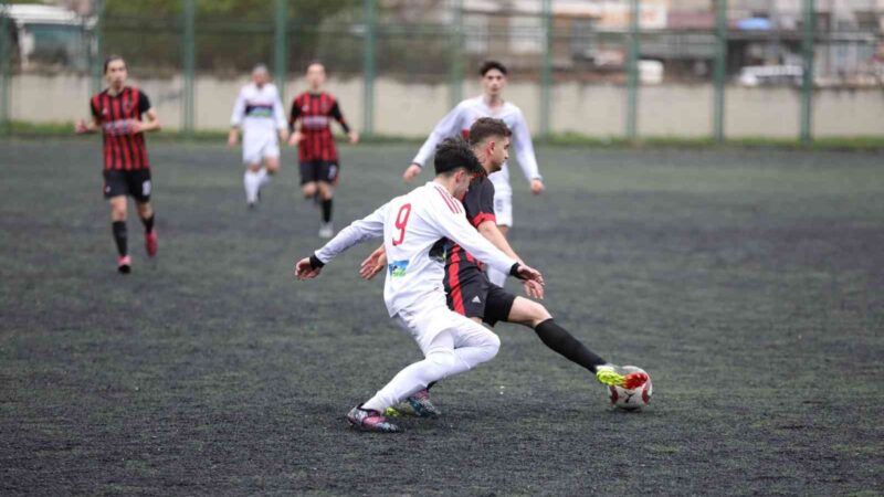 Gemlik Belediyespor Kulübü U18 Futbol Takımı, yeni sezona galibiyetle başladı.