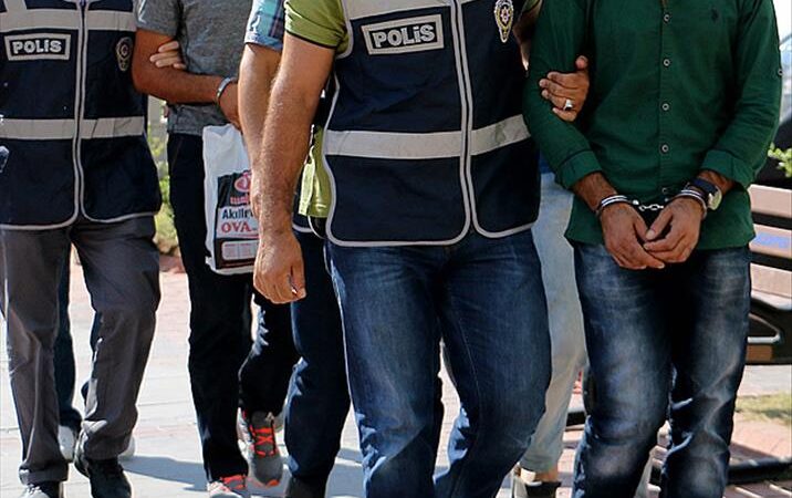 Bursa merkezli 9 ilde düzenlenen sahte içki operasyonunda gözaltına alınan