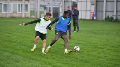 Bursaspor’da takımın başında kim çıktı?