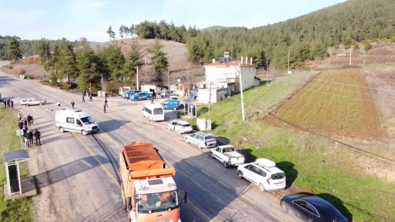 Bursa’da korkunç kaza: 1 ölü Bursa’nın Orhaneli ilçesinde kar küreme makinesi ile çarpışan otomobilin sürücüsü