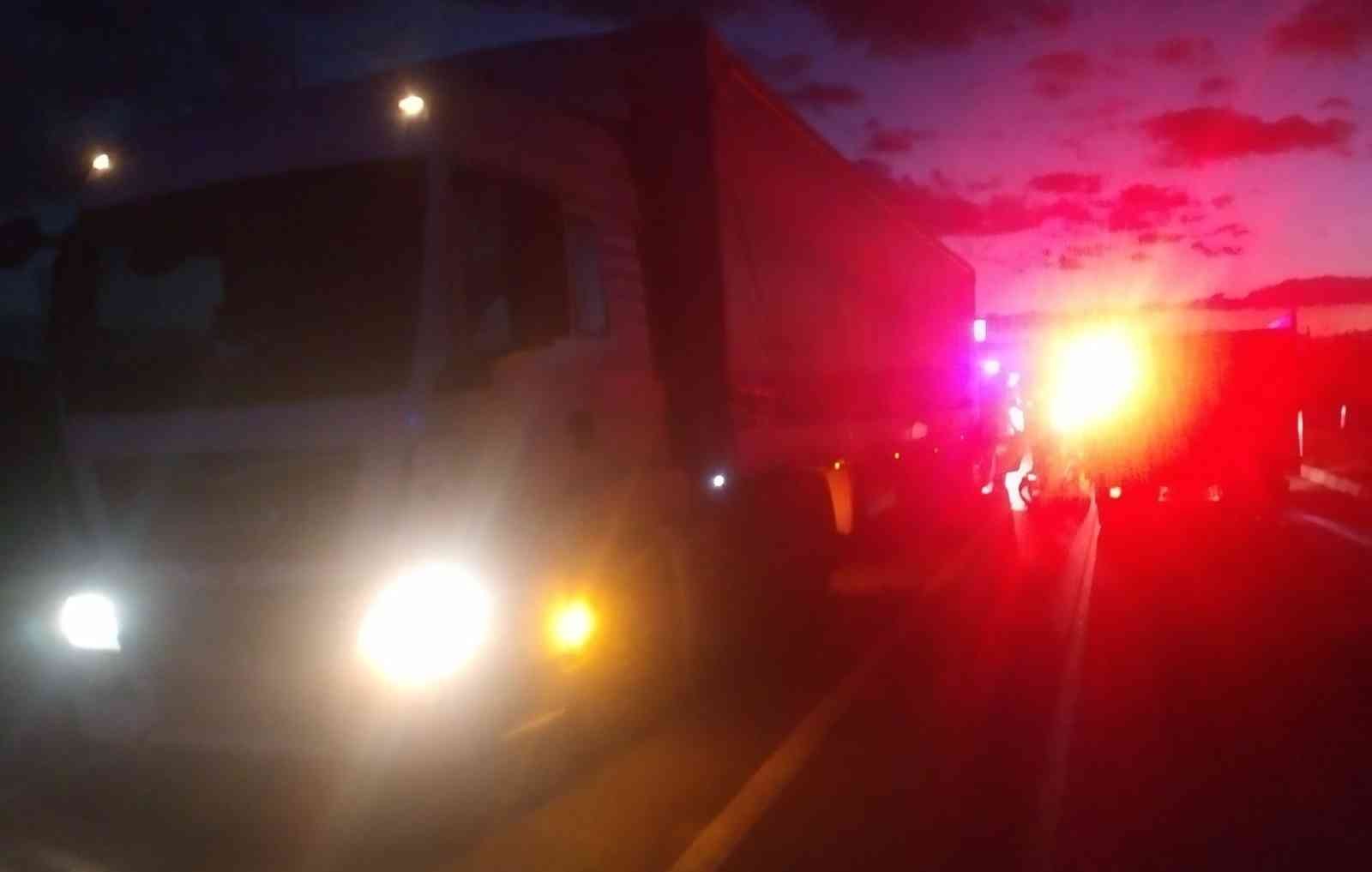 Bursa’da kaza! TIR ile otomobil çarpıştı Bursa’da kaza! TIR ile otomobil çarpıştı