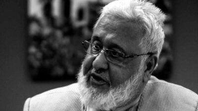 Şair, yazar ve ressam Mustafa Yazgan, 81 yaşında hayatını kaybetti.