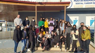 Mustafakemalpaşa’da öğrencilerden sosyal hassasiyet maratonu