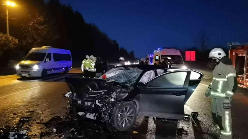 Bursa’da korkunç kaza: Çok sayıda yaralı var Bursa’nın Kestel ilçesi Ümitalan mevkiinde otomobil ile kamyonun çarpıştığı kazada