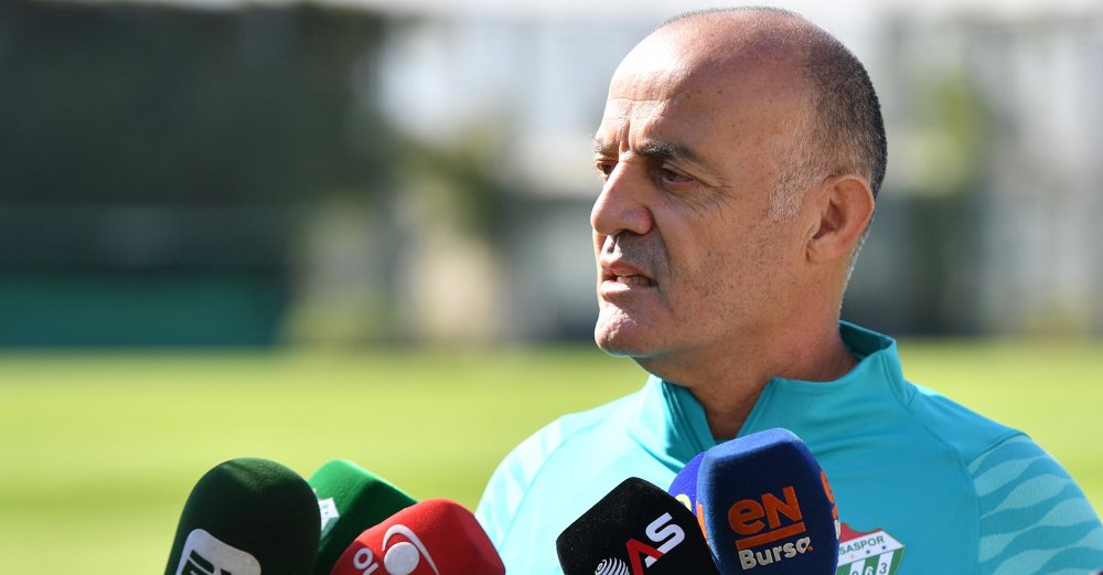 Bursaspor’da Özcan Bizati ile yollar ayrıldı Bursaspor’da Özcan Bizati ile yollar ayrıldı