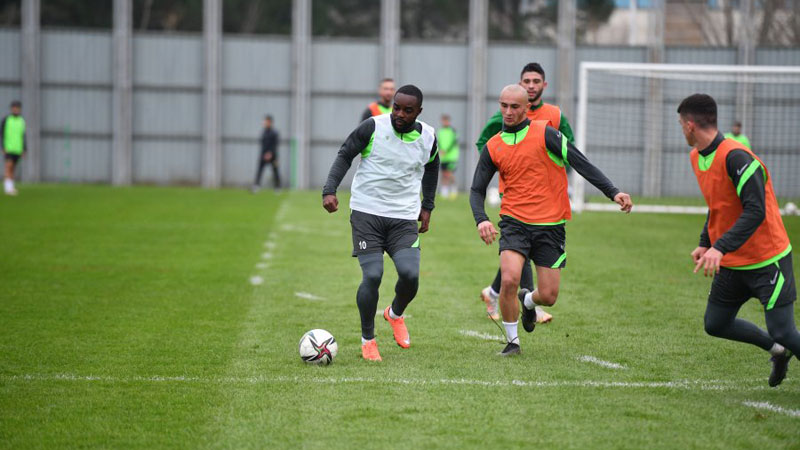 Bursaspor, Manisa FK maçına hazırlanıyor Bursaspor, Manisa FK maçına hazırlanıyor