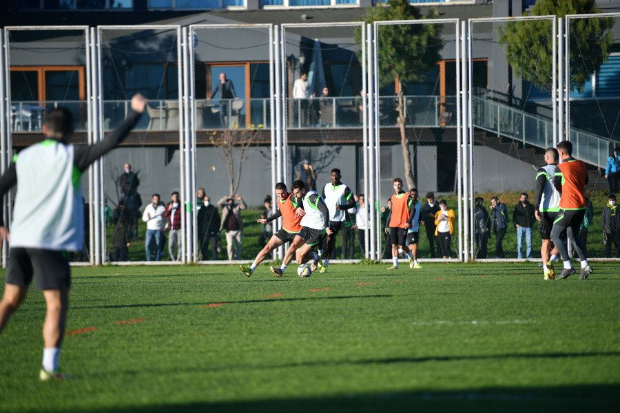 Bursaspor pas pres çalıştı Bursaspor pas pres çalıştı