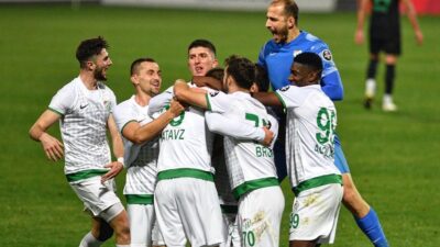 Bursaspor Denizli’ye patladı! Herkes ona koştu…