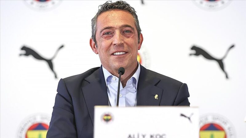 Koç, mesajında "2022'nin, ülke ve toplum olarak refah ve barış