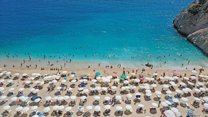 Türkiye Seyahat Acentaları Birliği Yönetim Kurulu Başkanı Firuz Bağlıkaya, "İngiltere,