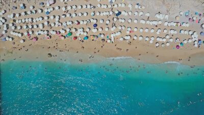 Turizm Bakanı açıkladı! Kurlardaki düşüş fiyatlara yansıdı