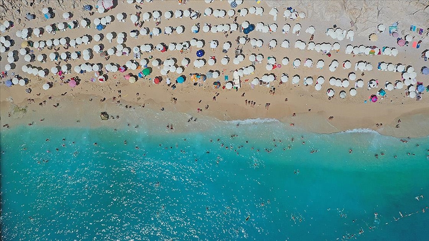 Turizm Bakanı açıkladı! Kurlardaki düşüş fiyatlara yansıdı