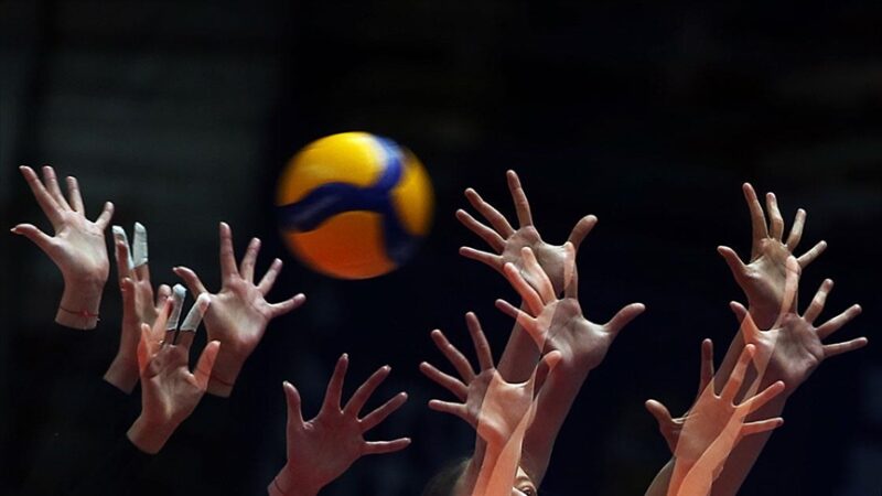 Voleybol Federasyonu Başkanı Mehmet Akif Üstündağ, Türk voleybolunun çok iyi