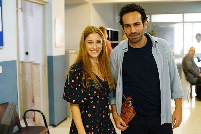 Ünlü oyuncu Hazal Kaya’dan sosyal medyayı sallayan pozlar