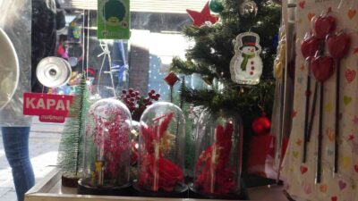Bursa’da yılbaşı süslerine yoğun ilgi